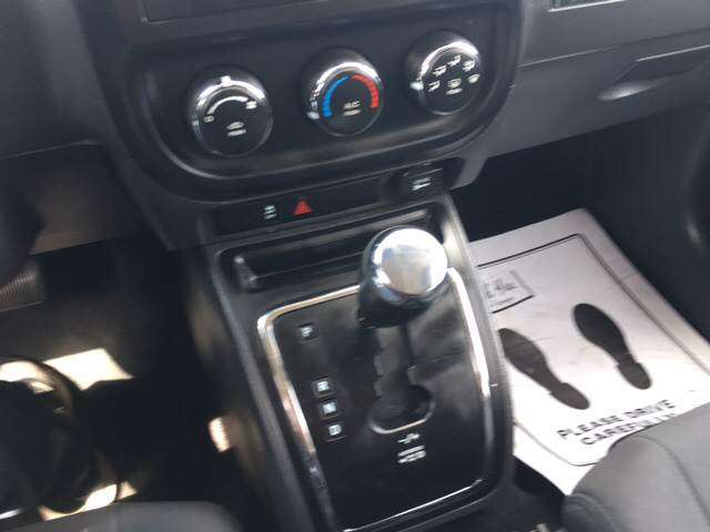 2010 Jeep Compass Sport 4dr SUV